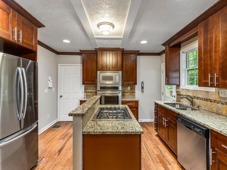 Gorgeous East Village Home Near Downtown Sleeps 12 5 Bedrooms Coffee Bbq Ac Parking Atlanta Exterior foto